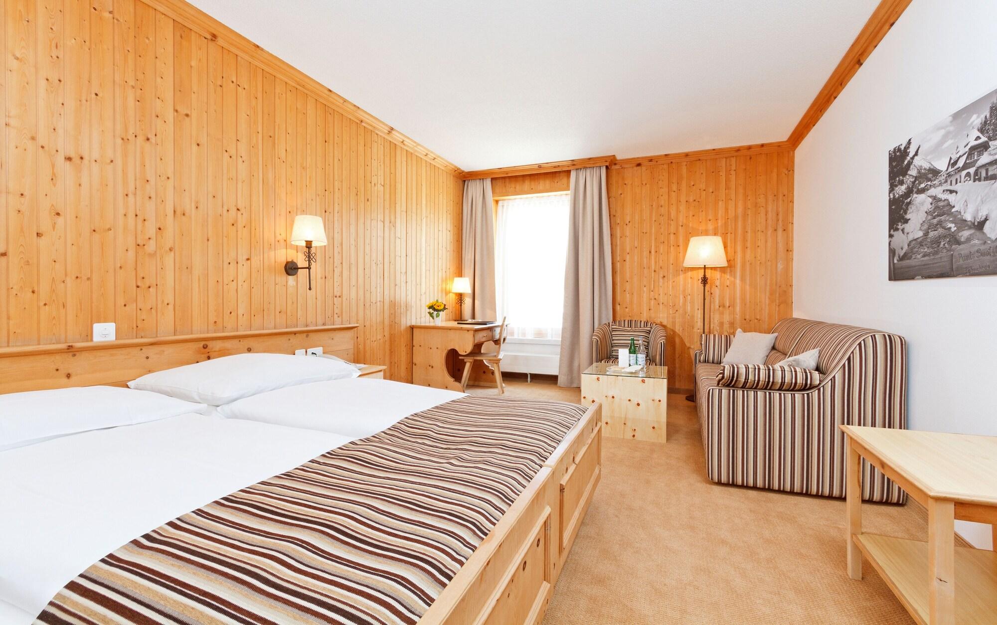 Edelweiss Swiss Quality Hotel Sils Maria Exterior photo